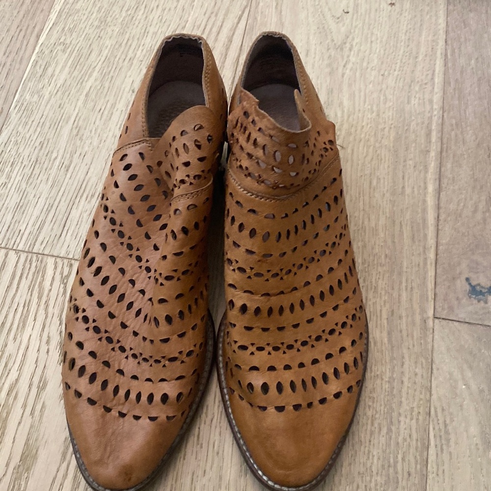 Leather Ankle Boots by Seychelles